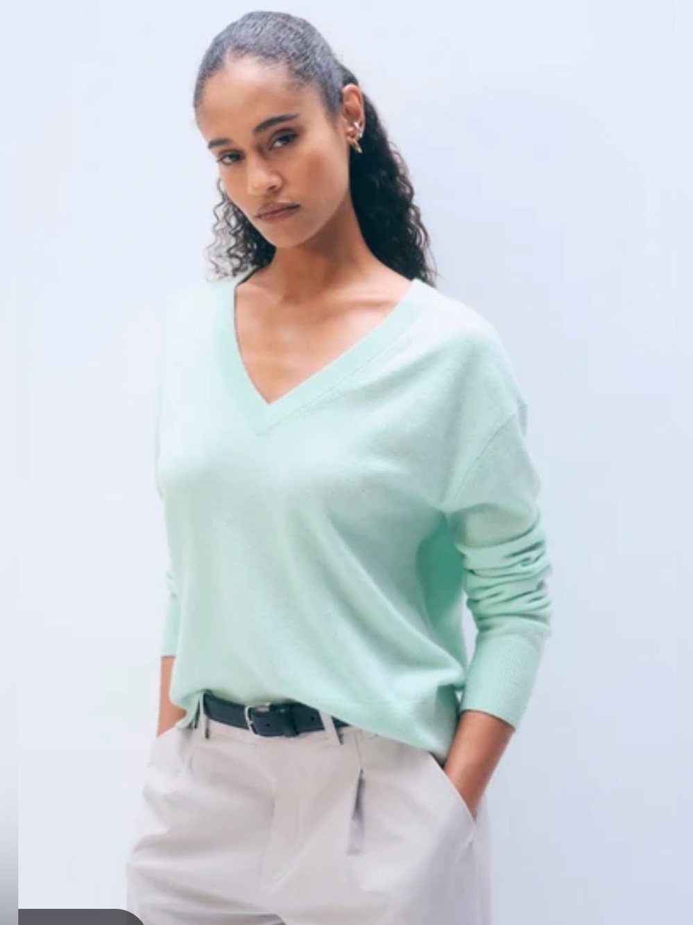 J.Crew 100% Cashmere V-Neck Relaxed Fit Mint Green Sweater , M